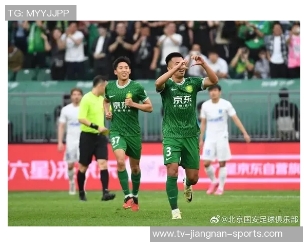 国安主帅解释半场换三人意图在于调整战术以扭转局势